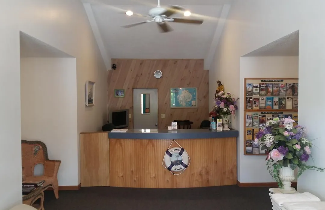 High Seas Motel-1