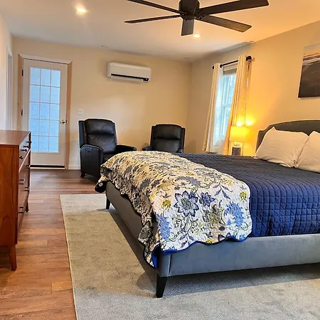Canterbury Suites B&B-3