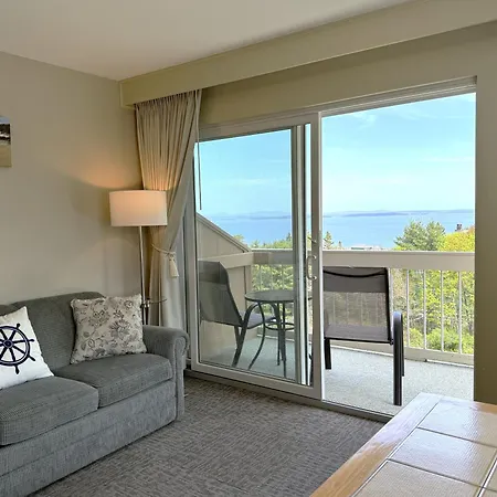 Atlantic Eyrie Lodge-3
