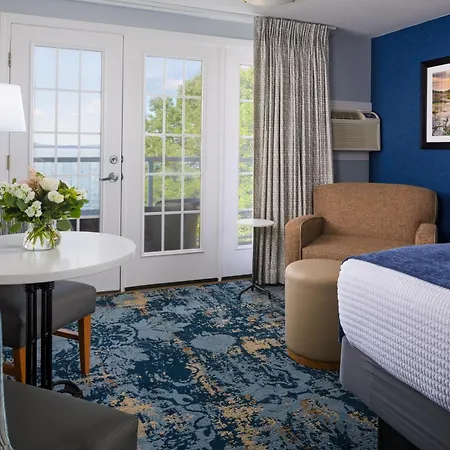 Atlantic Oceanside Hotel & Conference Center-3